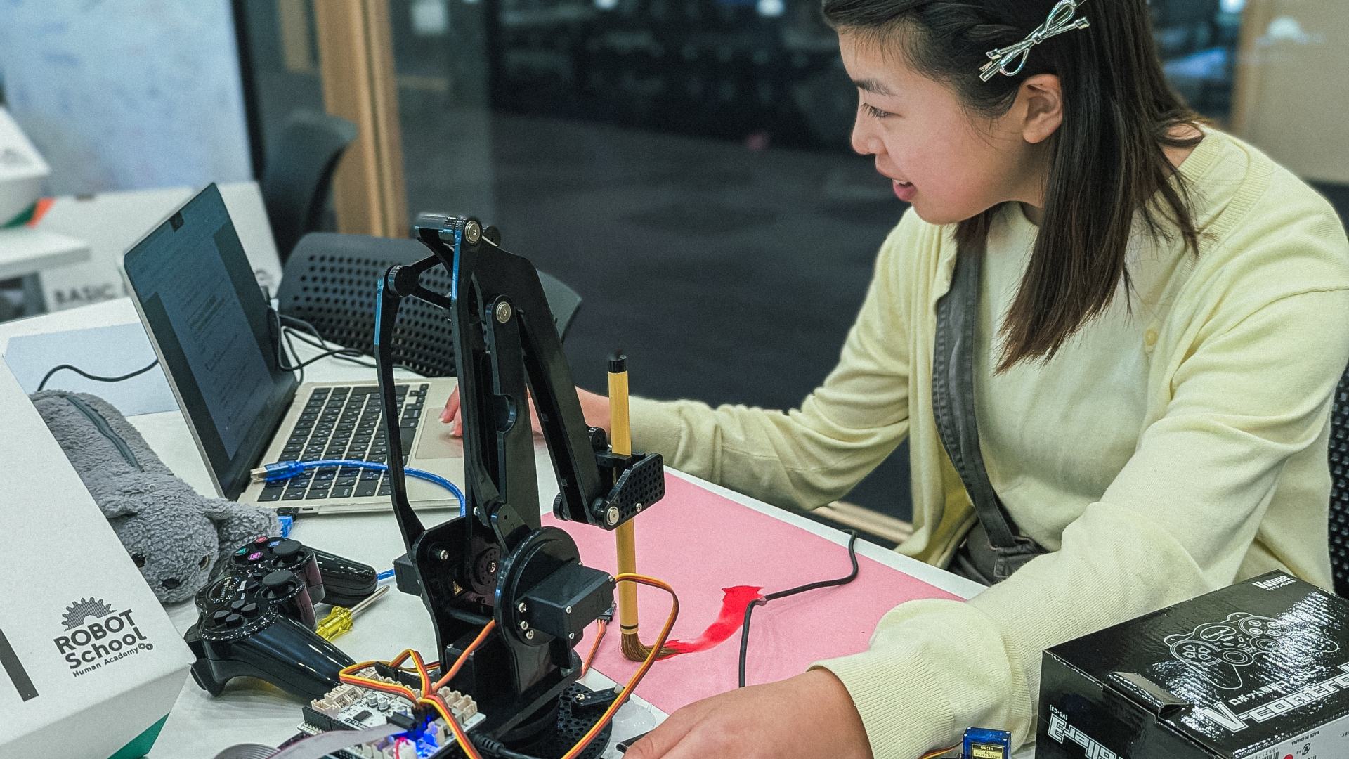 アームロボットで課題解決（プログラミング演習Ⅱ）