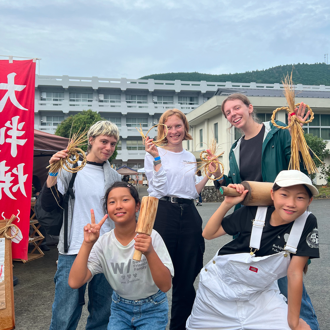 しめ縄ラバーwithみんなてならやれるサロン